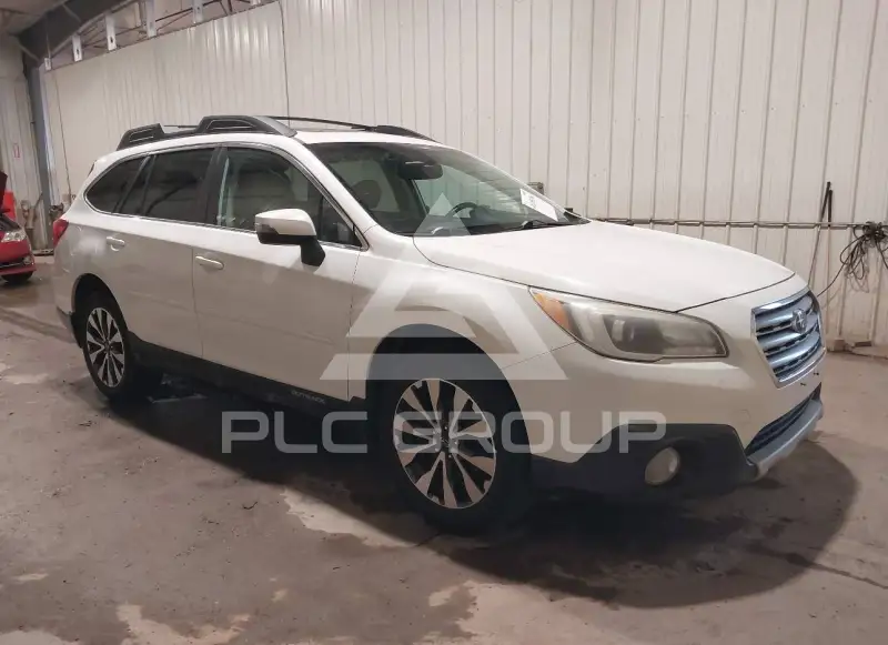 2016 Subaru Outback photo