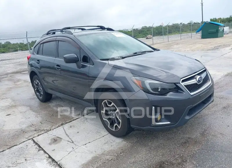 2016 Subaru Crosstrek photo