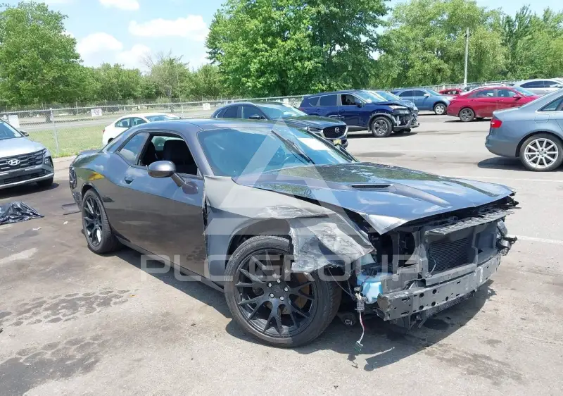 2016 Dodge CHALLENGER фото