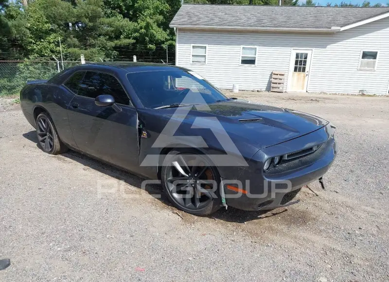 2016 Dodge CHALLENGER photo