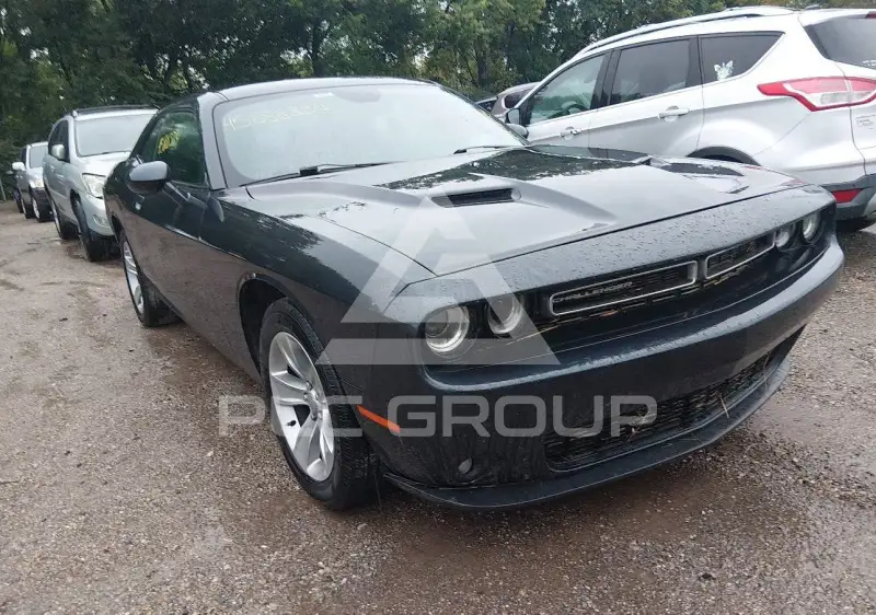 2016 Dodge CHALLENGER фото