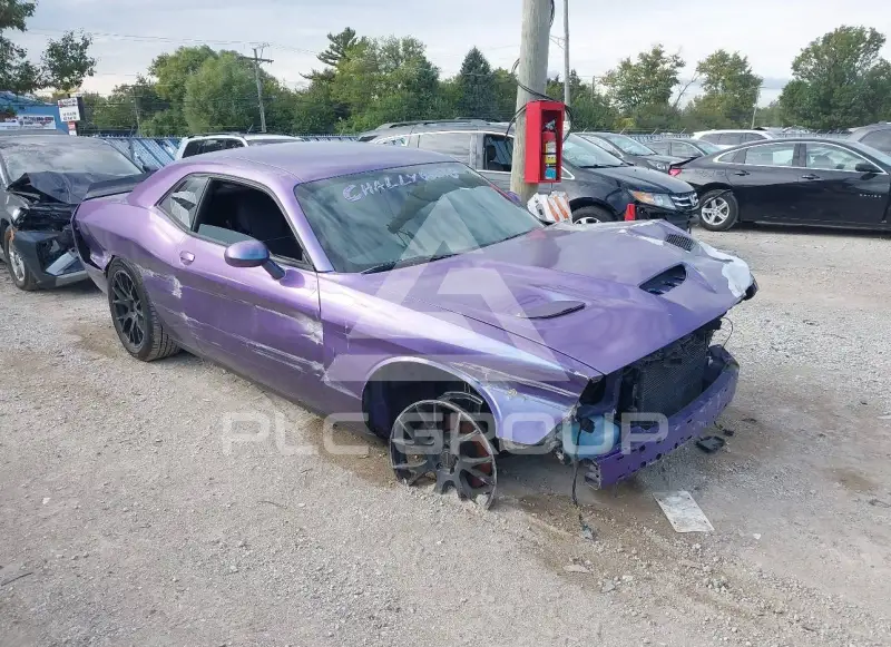 2016 Dodge CHALLENGER photo