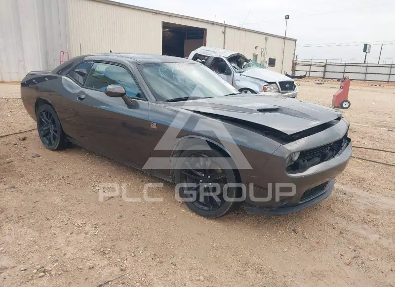 2016 Dodge CHALLENGER photo