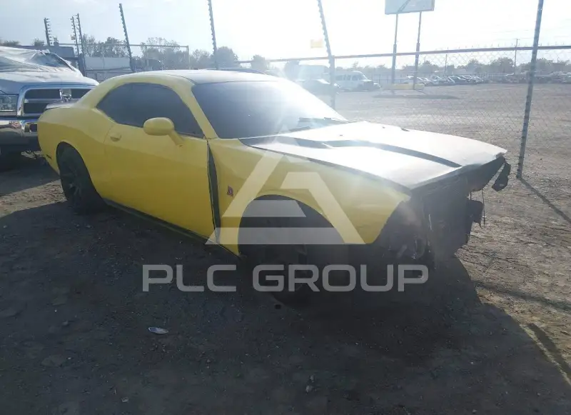 2016 Dodge CHALLENGER photo
