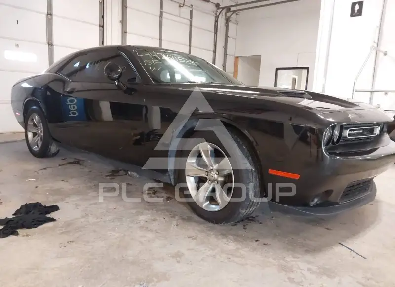 2016 Dodge CHALLENGER photo
