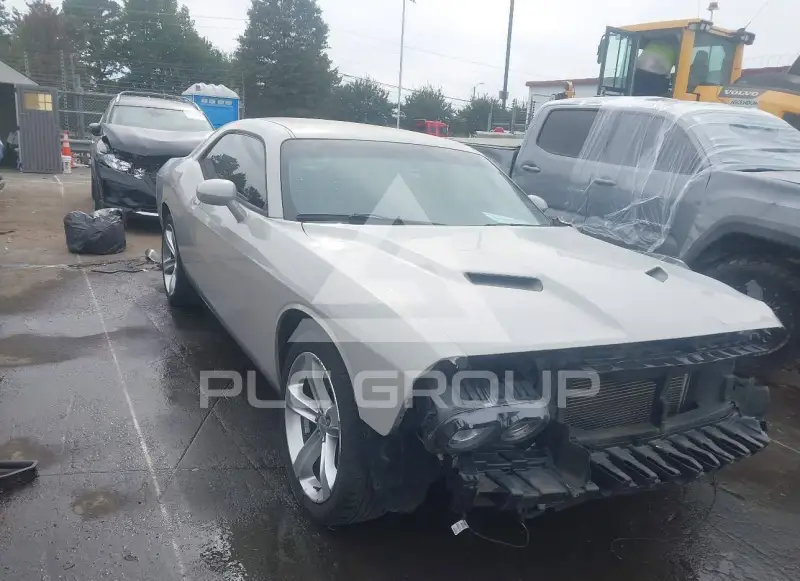 2016 Dodge CHALLENGER photo