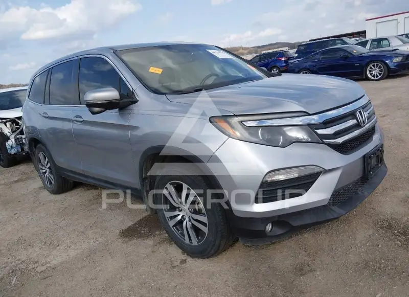 2016 Honda PILOT photo