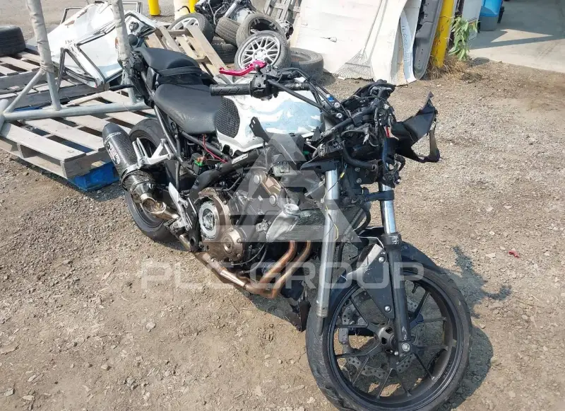 2016 Honda CBR500 фото