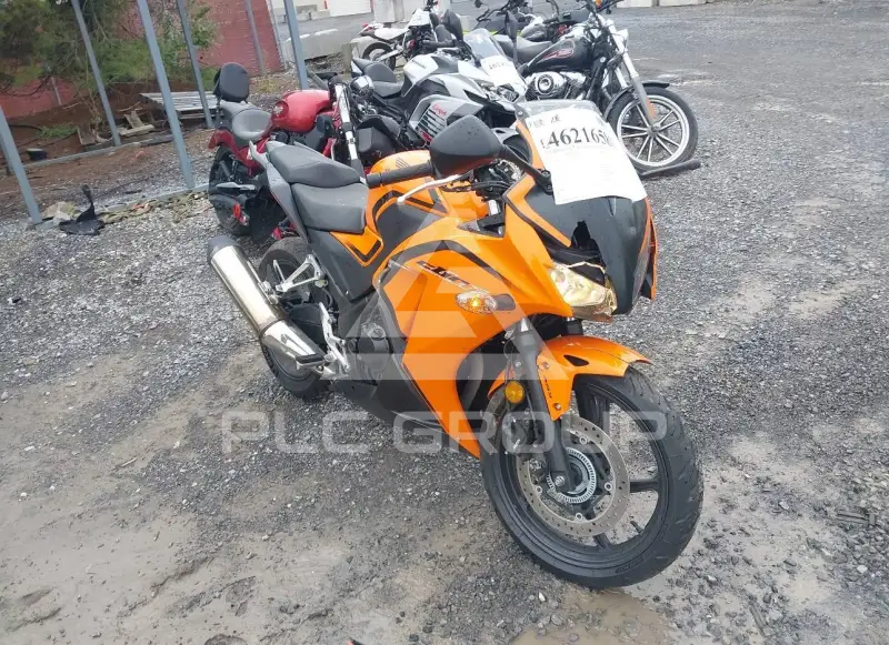 2016 Honda CBR300 photo