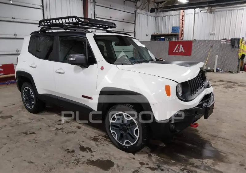 2016 Jeep Renegade photo