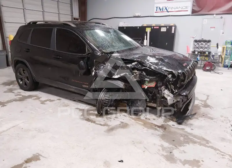 2016 Jeep CHEROKEE photo