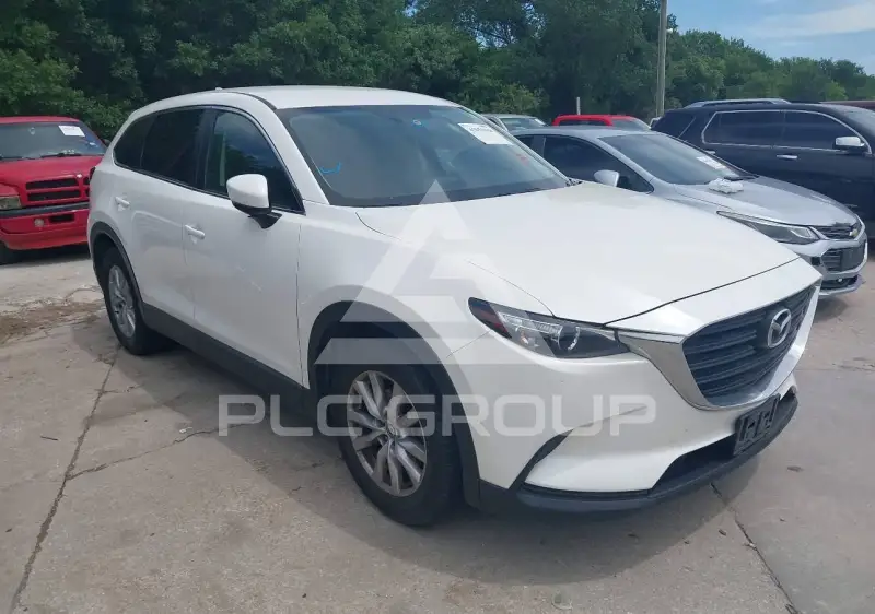2016 Mazda CX-9 photo