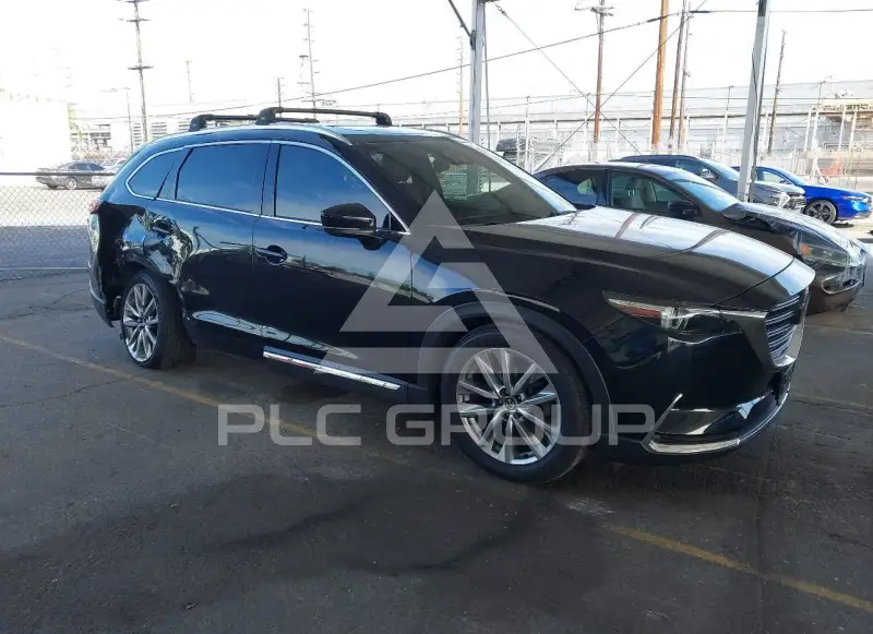2016 Mazda CX-9 photo