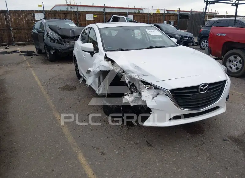 2016 Mazda 3 фото
