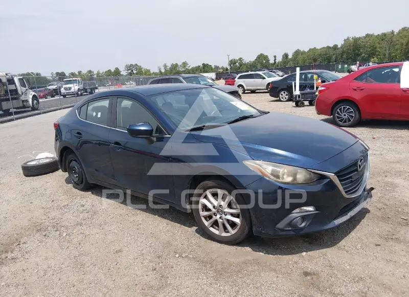 2016 Mazda 3 photo