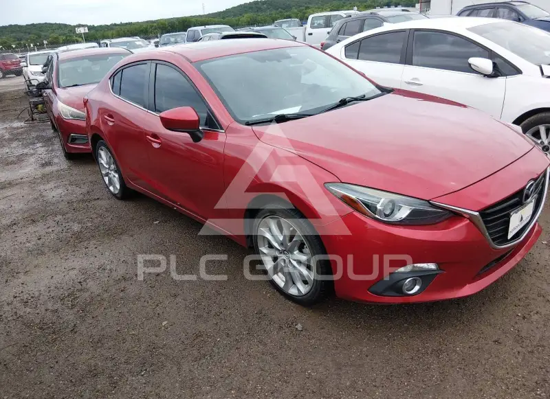 2016 Mazda 3 photo