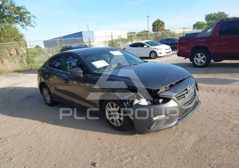 2016 Mazda 3 photo