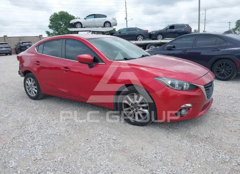 2016 Mazda 3 photo