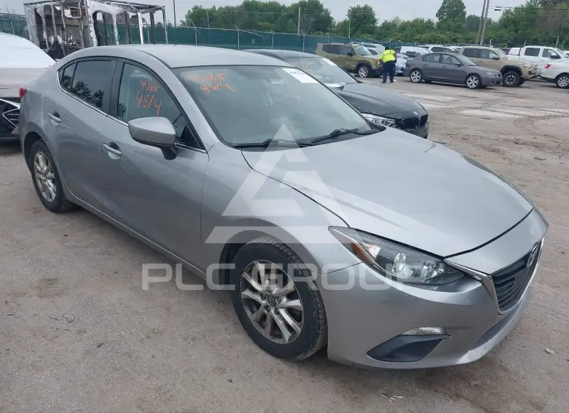 2016 Mazda 3 фото