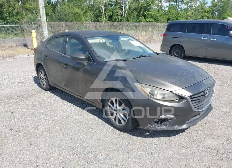 2016 Mazda 3 photo