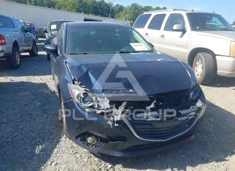 2016 Mazda 3 фото