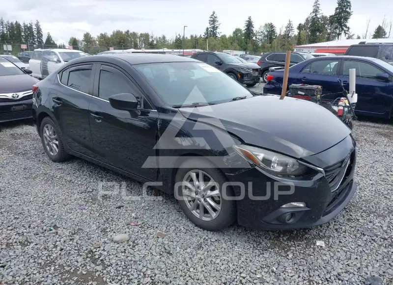 2016 Mazda 3 photo
