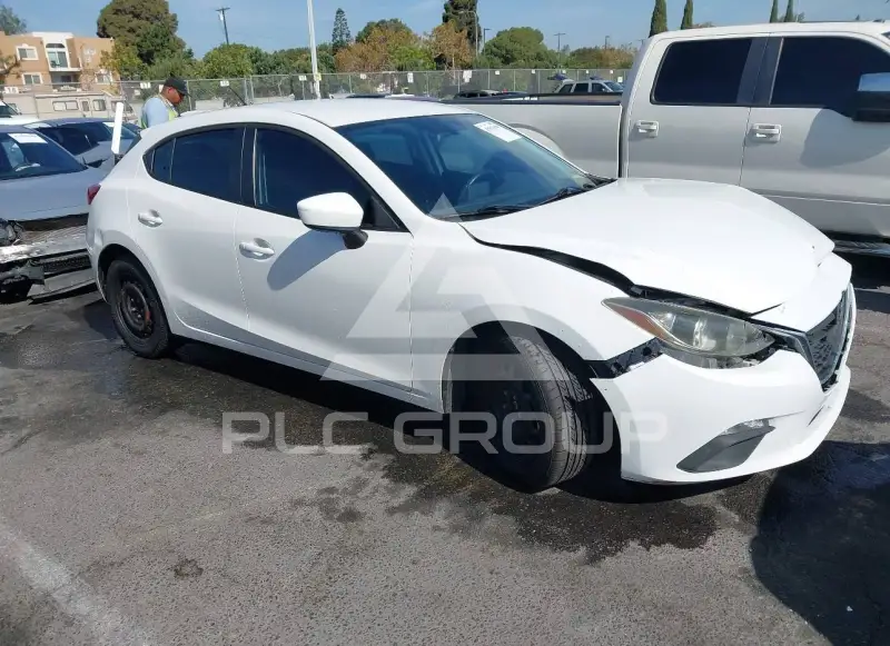 2016 Mazda 3 фото