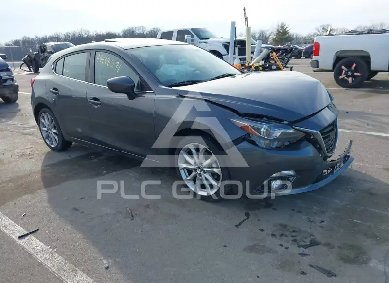 2016 Mazda 3 фото