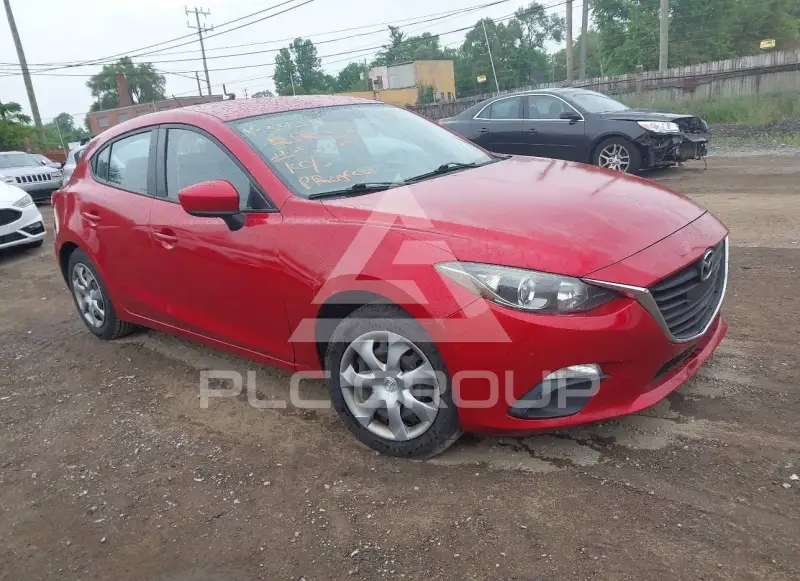2016 Mazda 3 photo