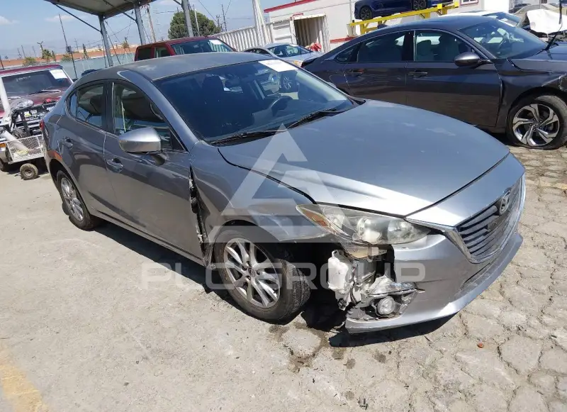 2016 Mazda 3 photo