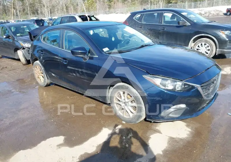 2016 Mazda 3 photo