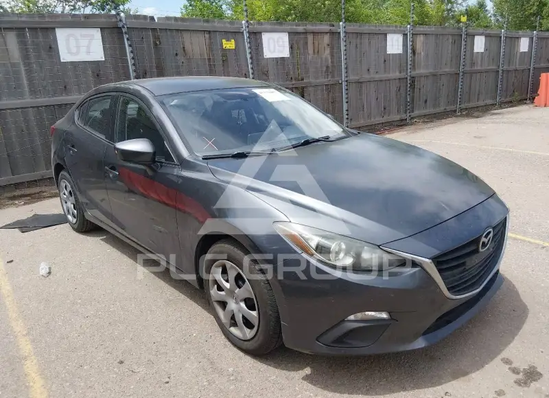 2016 Mazda 3 photo