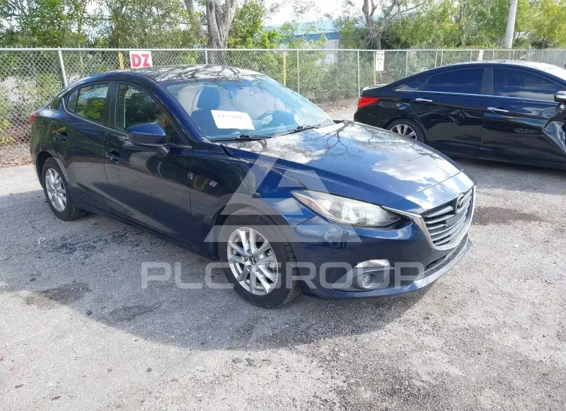 2016 Mazda 3 photo