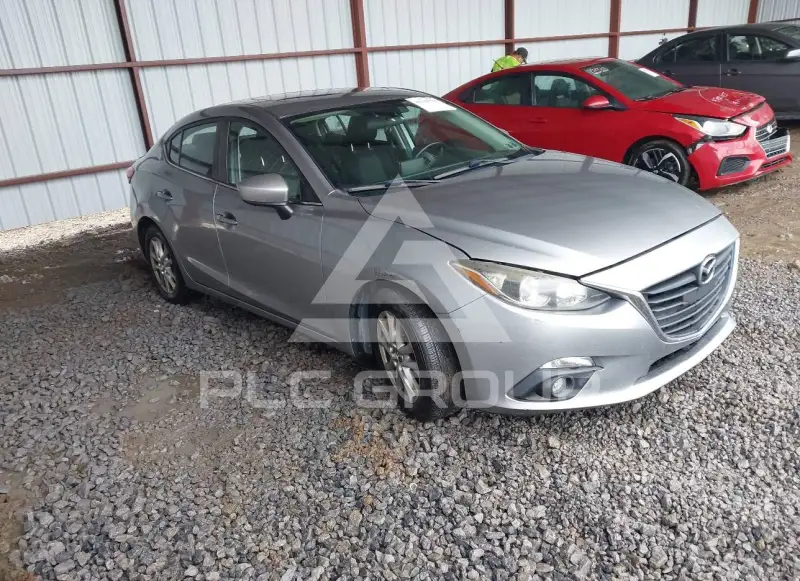 2016 Mazda 3 фото