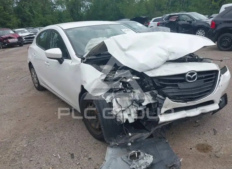 2016 Mazda 3 фото