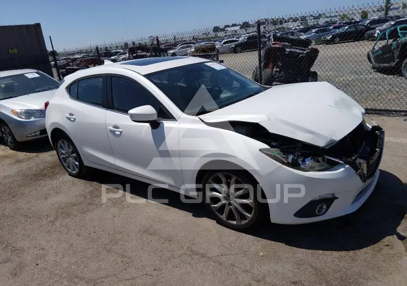 2016 Mazda 3 фото