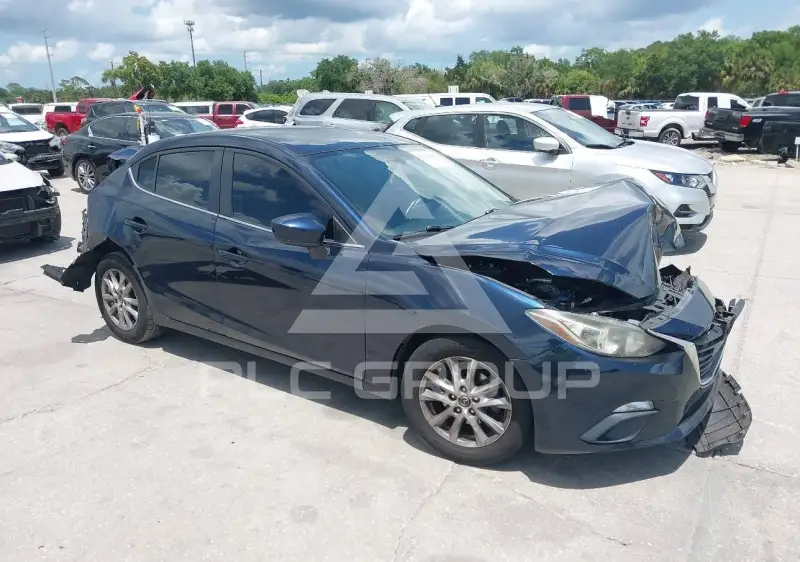 2016 Mazda 3 photo