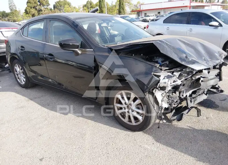 2016 Mazda 3 photo