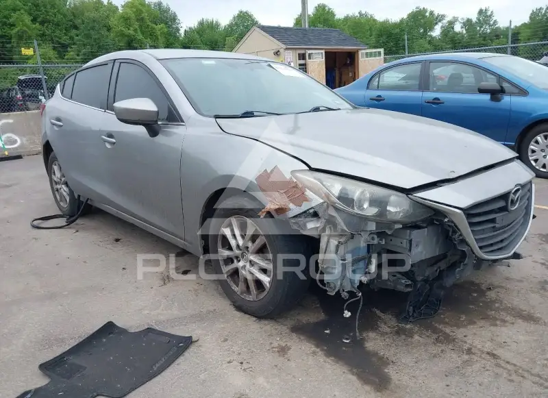 2016 Mazda 3 фото