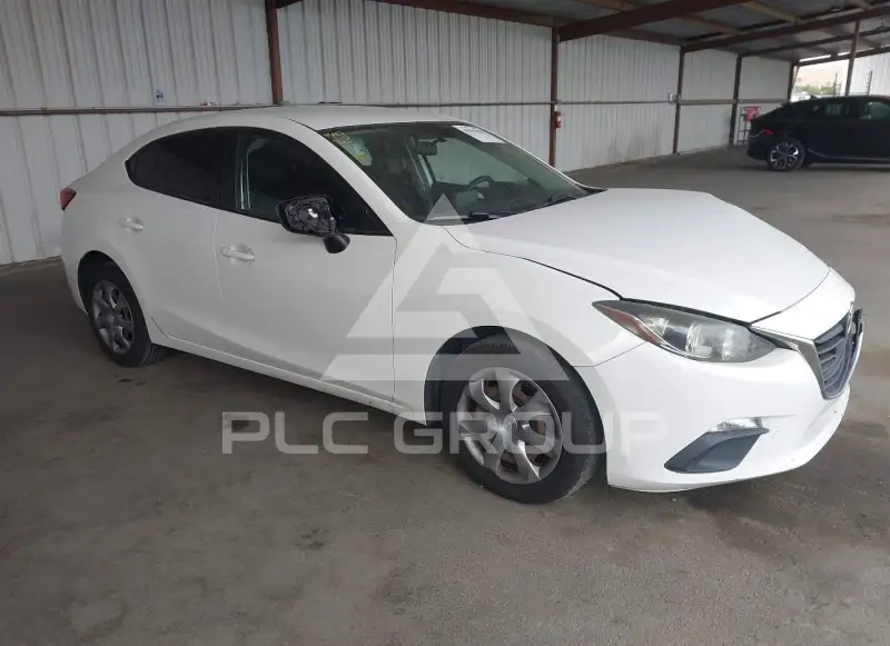 2016 Mazda 3 photo