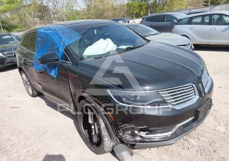 2016 Lincoln MKX photo