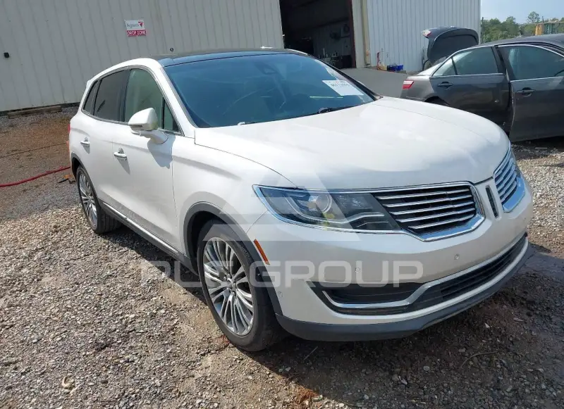 2016 Lincoln MKX photo