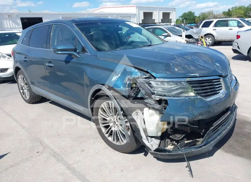 2016 Lincoln MKX photo