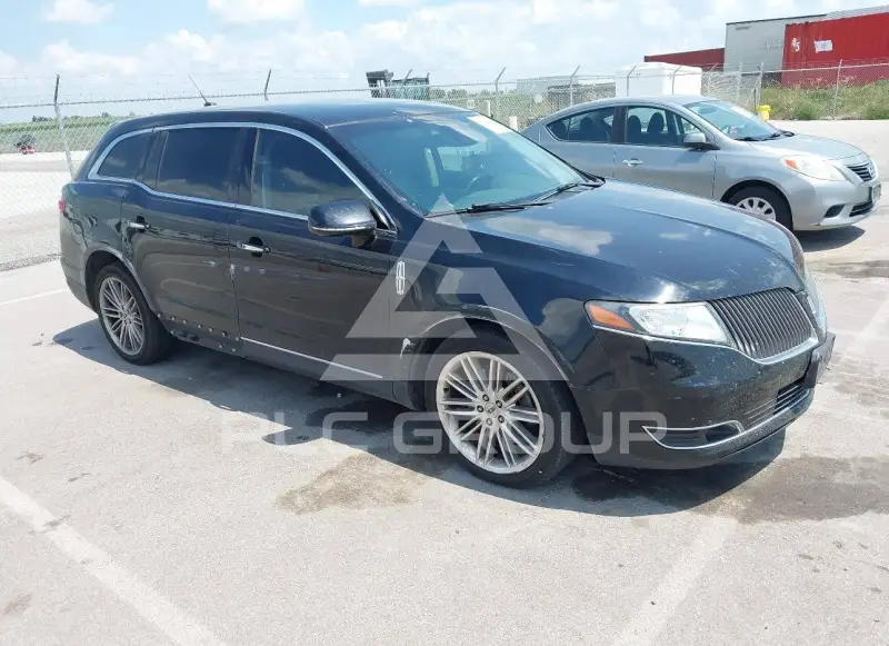 2016 Lincoln MKT фото