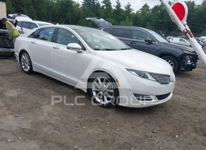 2016 Lincoln MKZ photo