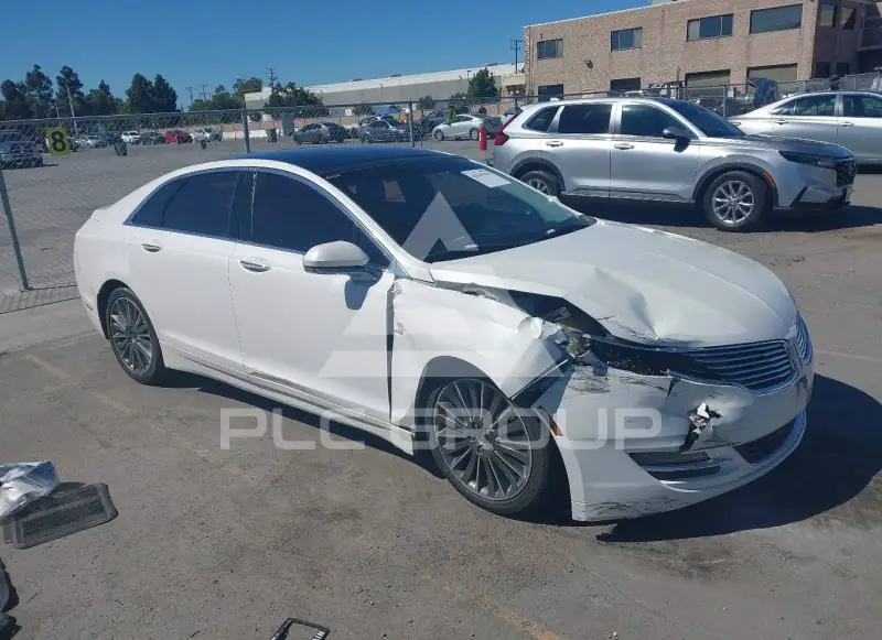 2016 Lincoln MKZ photo