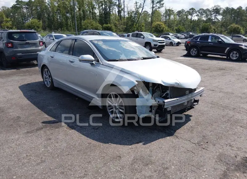 2016 Lincoln MKZ photo