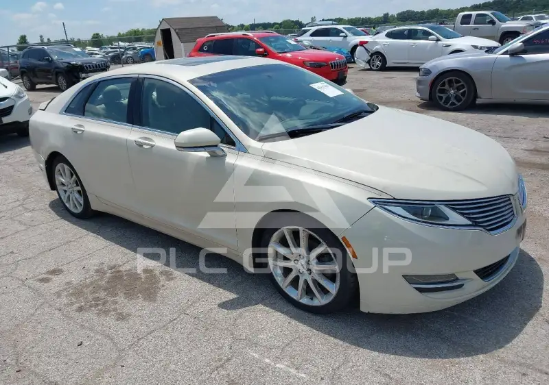2016 Lincoln MKZ photo