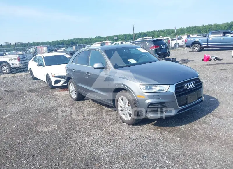 2016 Audi Q3 photo