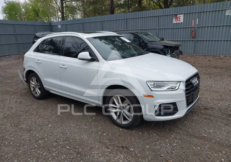 2016 Audi Q3 фото